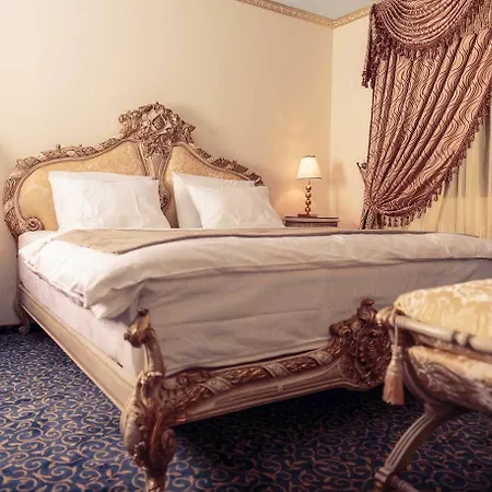 Tannenhof Hotel 4*